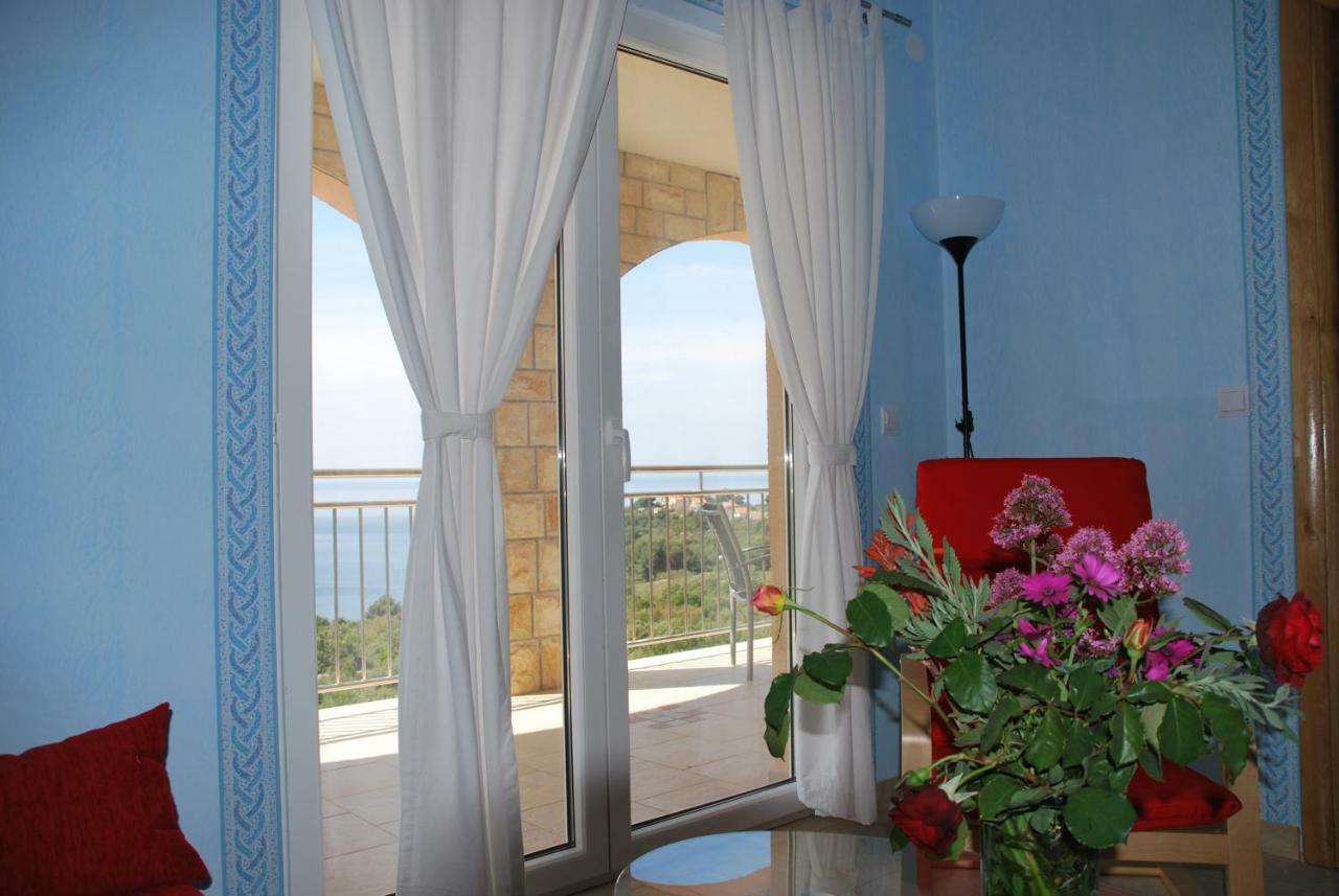 Villa Lunaris Maslinica Kültér fotó
